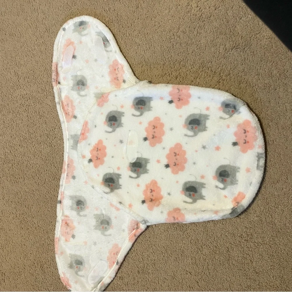 Newborn fleece white pink grey elephant swaddle wrap Gerber onesie &‎ Grey pants